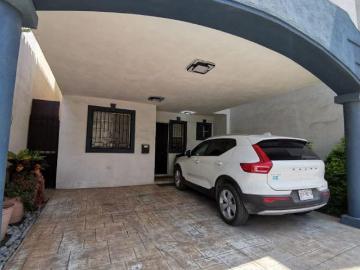Casa en Venta Cumbres Renacimiento | 171m² de Auténtico Espacio, Equipada y con Amenidades