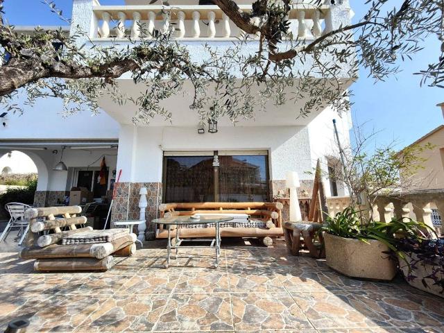 Casa en venta Cunit, Cataluña