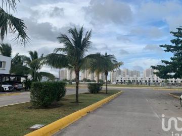 Casa en venta, Calle Mar Mediterraneo #166, Fracc. Crystal Lagoons, Veracruz, Ver