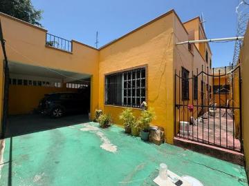 CASA EN VENTA CALLE JUAN JOSE SIORDIA EN CHETUMAL