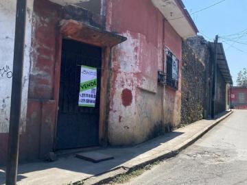 CASA EN VENTA CALLE 4 ENTRE AVENIDAS 4 Y 6 COLONIA CENTRO, CORDOBA, VER