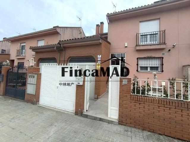 Casa en venta Casarrubuelos