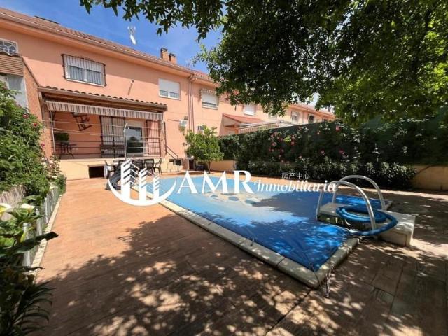 Casa en venta Casarrubuelos