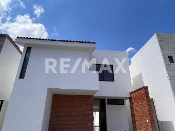 CASA EN VENTA CASTELA RESIDENCIAL CELAYA