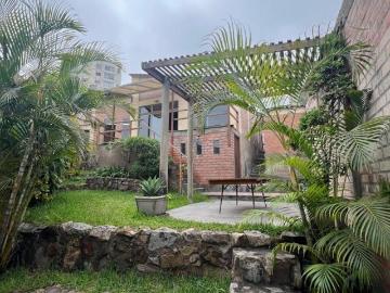 CASA EN VENTA CASUARINAS SUR