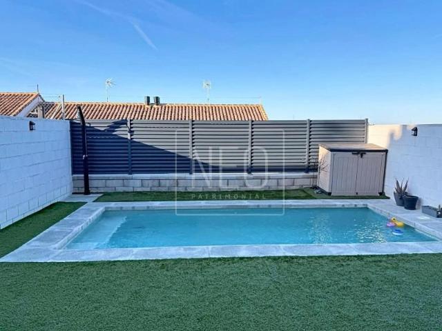 Casa en venta Carranque