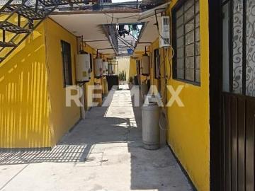 Casa en venta cerca de metro Muzquiz ¡Oportunidad para inversionistas en zona de alta demanda! 4