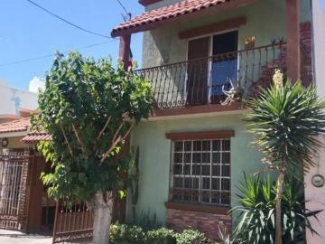CASA EN VENTA CERCA DE FUENTES MARES Y MELCHOR OCAMPO