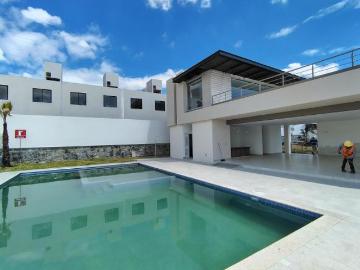 CASA EN VENTA CERCA DE SONTERRA 4 RECAMARAS ALBERCA