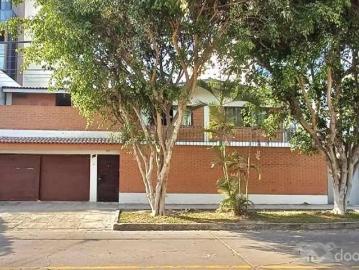 CASA EN VENTA Chacarilla del Estanque, San Borja