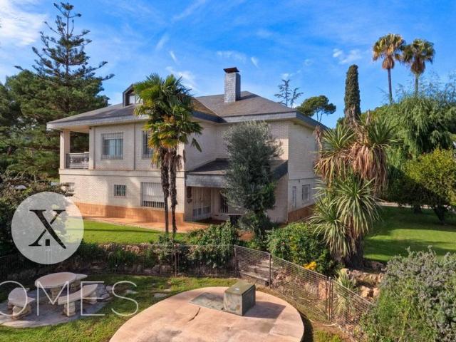 Casa en venta Chiva, España