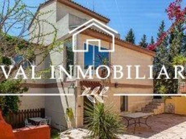 Casa en venta Chiva