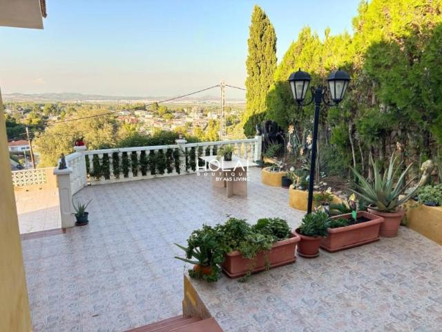 Casa en venta Chiva