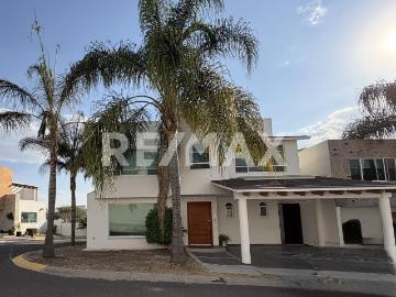 CASA EN VENTA CLAUSTROS DE LAS MISIONES I, CENTRO SUR QUERETARO