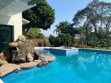 CASA EN VENTA, Club de golf Tabachines 4 baños 900.00 m2