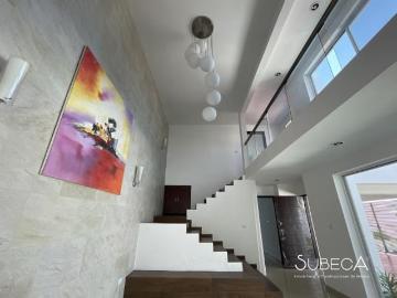 Casa en Venta Coatepec, Recámara en Planta Baja y Sala doble altura