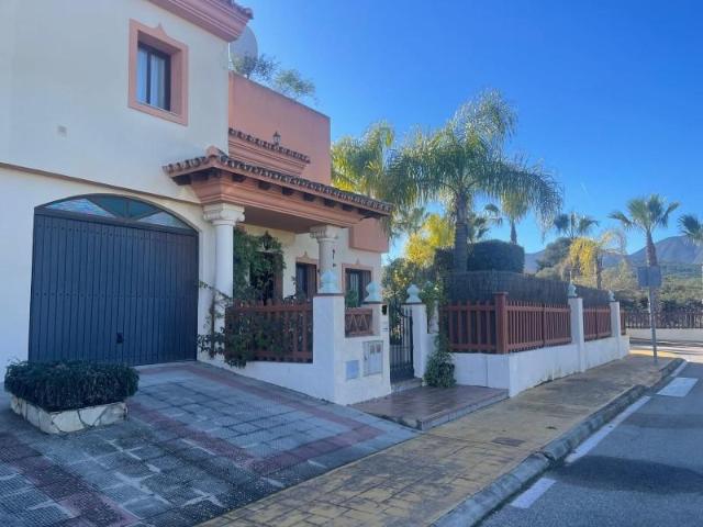 Casa en venta Coín