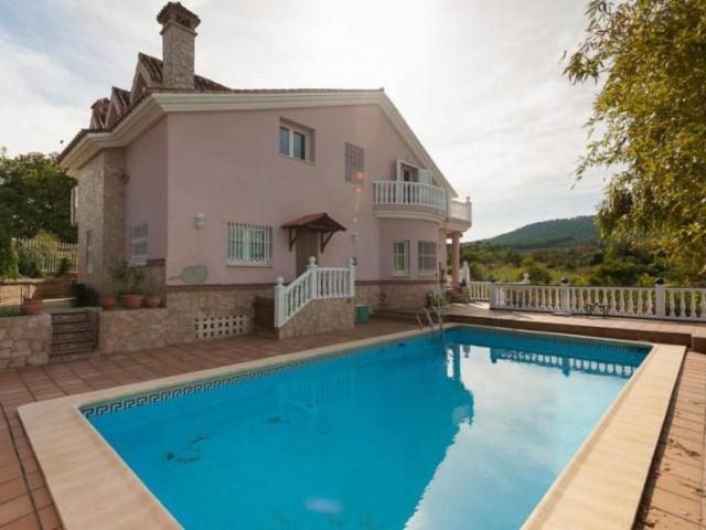 Casa en venta Coín
