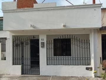 Casa en Venta, Col. U Hab Anzalduaz de 2 Recamaras