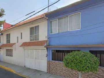 Casa en venta col Cerro de la Estrella Iztapalapa CDMX
