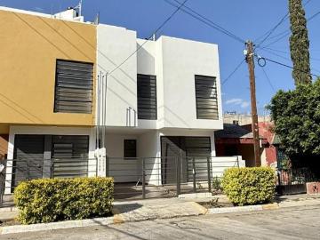 Casa en Venta, Col. Colinas de Atemajac, Zapopan, Jalisco