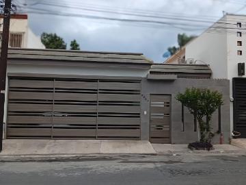 CASA EN VENTA, COL. CORTIJO DEL RIO / ZONA SUR
