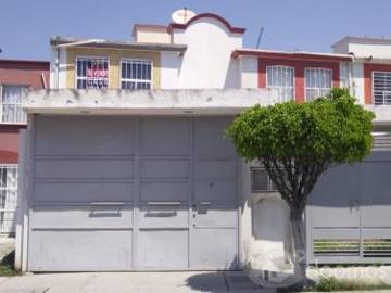 Casa en Venta Col. Hacienda Santa Clara, Puebla