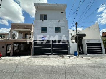 CASA EN VENTA COL. LAS FUENTES