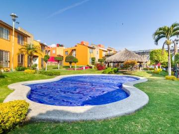 Casa en venta, Col Lomas de Ahuatlan. Cuernavaca, Morelos