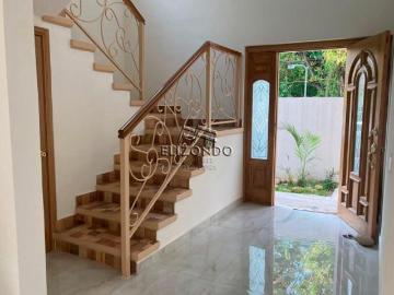 CASA EN VENTA, COL. PETROLERA, $5&apos 700,000
