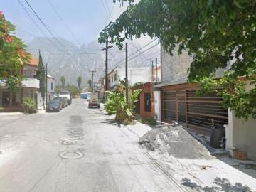 CASA EN VENTA COL RESIDENCIAL CUAUHTEMOC SANTA CATARINA NUEVO LEON
