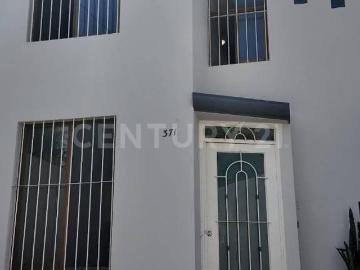 Casa en venta, Col. Residencial Plaza Guadalupe, Zapopan, Jal