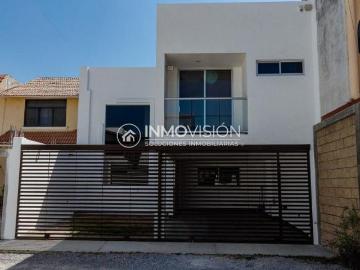 Casa en Venta, Colonia Granjas San Isidro, Zona Sur, Puebla
