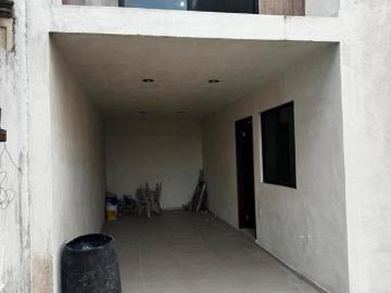 CASA EN VENTA COLONIA SECTOR FRANCISCO VILLA CD MADERO