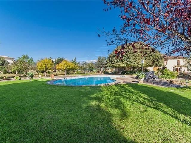 Casa en venta con 400 m2, 3 dormitorios en Palma de Mallorca Capital