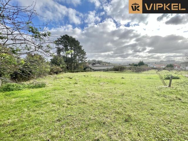 Casa en venta con 400 m2, 5 dormitorios en Babío Bergondo