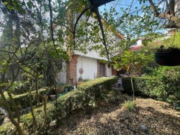 Casa en venta con 438 m² de superficie de terreno, 3 recámaras, en San Francisco
