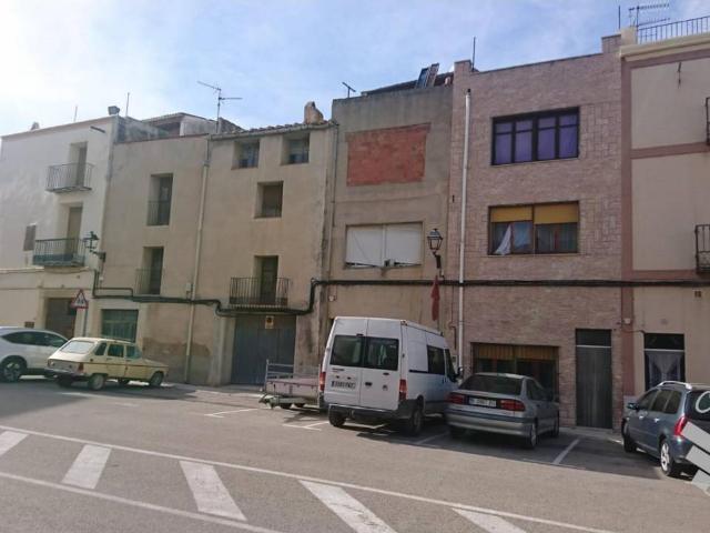 Casa en venta con 508 m2, 4 dormitorios en Sant Mateu