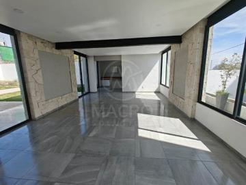 CASA EN VENTA CON 600 M2 EN REAL DE OAXTEPEC