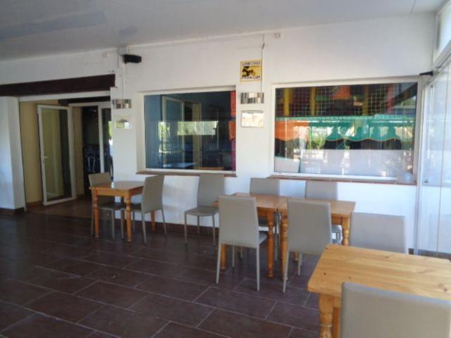 Casa en venta con 700 m2, 4 dormitorios en Dénia