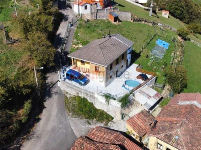 Casa en venta con 72 m2, 3 dormitorios en Otras zonas de Riosa Riosa