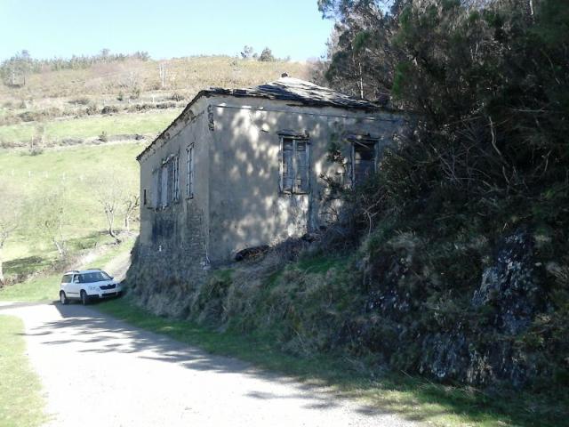 Casa en venta con 97 m2, en Otras zonas de Vegadeo Vegadeo Concejo, Aldea de Penzol, carretera a As Trabas