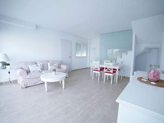 Casa en venta con 108 m2, 4 dormitorios en Santa Pola