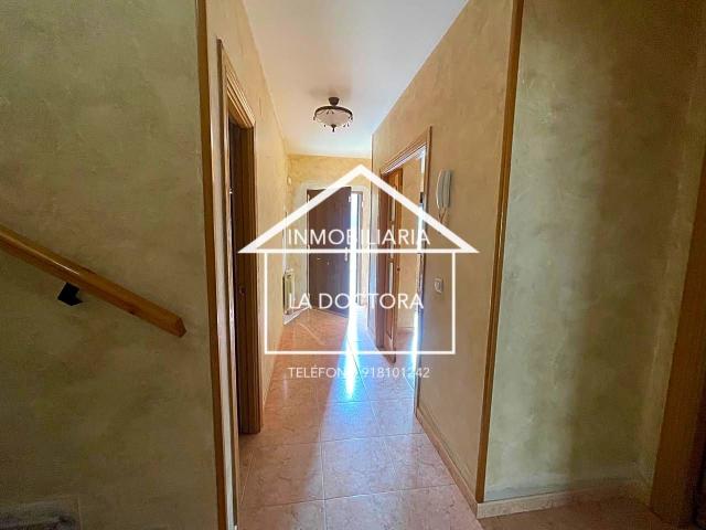 Casa en venta con 188 m2, 4 dormitorios en Magán