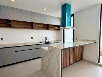Casa en venta con 200 m² de terreno doble altura y 3 recámaras en Fraccionamiento La Cartuja Pachuca