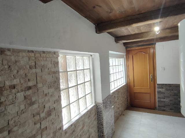 Casa en venta con 224 m2, 5 dormitorios en Llamas de la Ribera