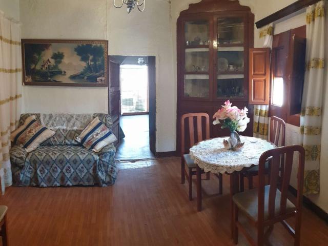 Casa en venta con 248 m2, 3 dormitorios en Belmonte de Gracián