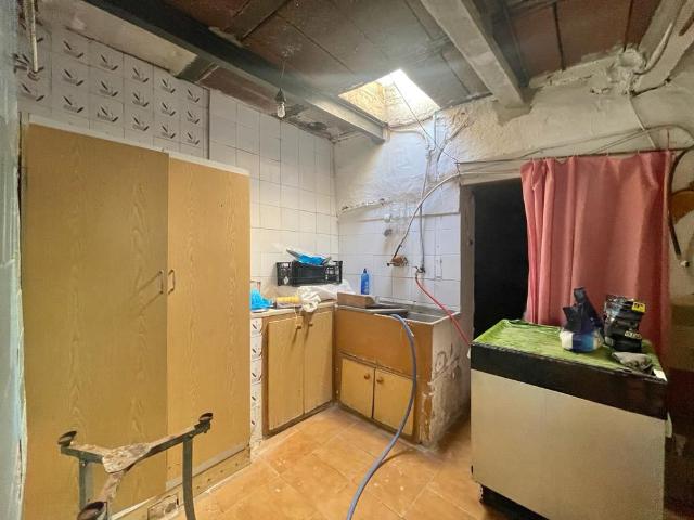 Casa en venta con 261 m2, 6 dormitorios en Nules