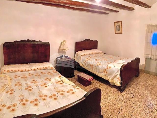 Casa en venta con 310 m2, 4 dormitorios en Novallas