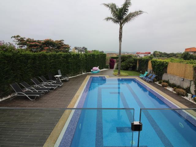 Casa en venta con 325 m2, 4 dormitorios en Noalla A Lanzada Sanxenxo